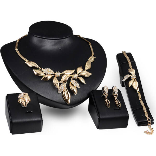New Four-piece Bridal Wedding Jewelry Set